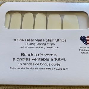 Colorstreet Swiss and Tell